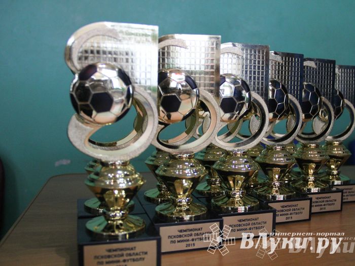 Команда Великолукского района стала чемпионом области по мини-футболу (фото)