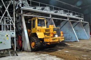 Разработка и добыча торфа ведется на месторождении «Гальский мох» с применением современной специальной техники.