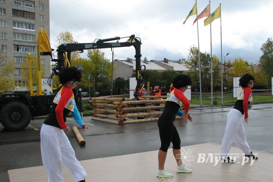 Международный конкурс профессионального мастерства «Лучший оператор гидроманипулятора – 2014»