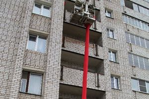 В Великих Луках прошли областные соревнования среди пожарных по спасению пострадавших