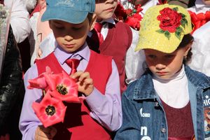 Юные великолучане почтили память бойцов Великой войны (ФОТО)