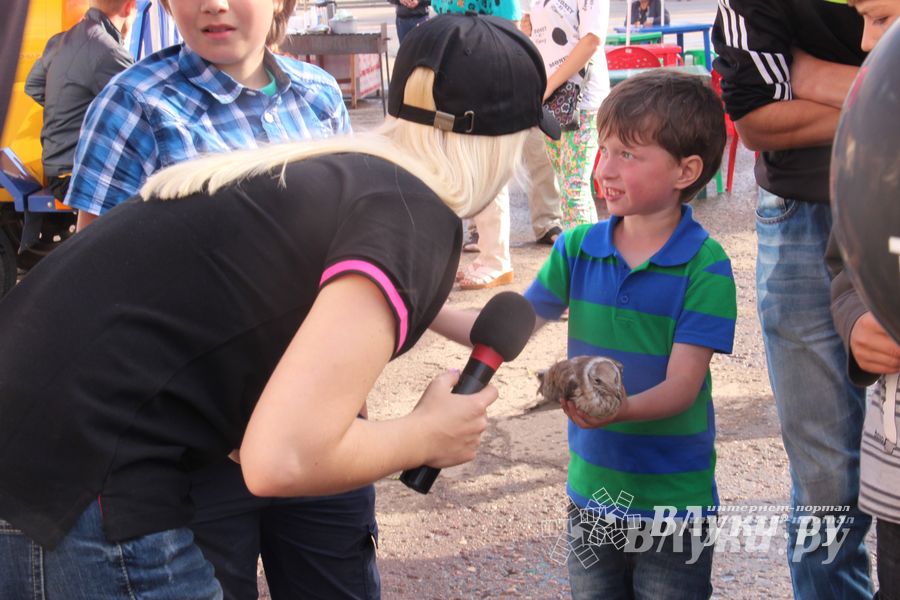 Tele2 поздравила великолучан с Днем рождения любимого города (фото)