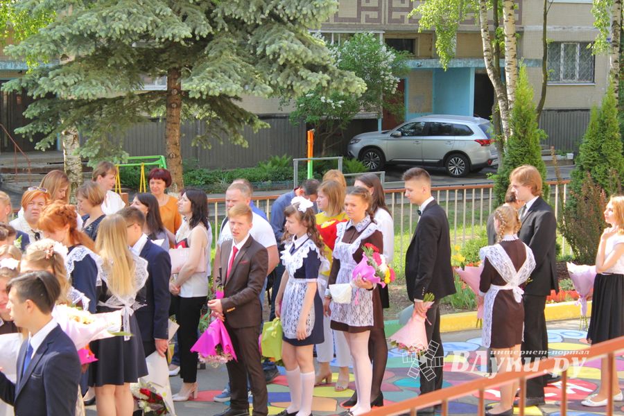 Последний звонок – праздник с нотками грусти (ФОТО)