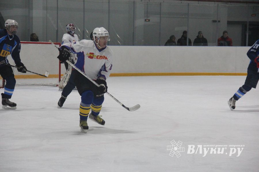 К «ЛукиСпорт» уступил с разницей в одну шайбу (ФОТО)