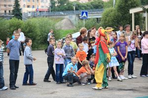 "Улыбнемся солнечному дню"