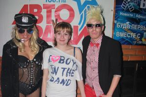 Радиостанции «Авторадио Великие Луки» и «Европа Плюс Великие Луки» отметили свой профессиональный праздник (фото)