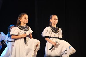 Маша, Медведь и все, все, все на сцене ДК Ленина (ФОТО)