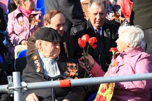 Великие Луки отмечают День Победы