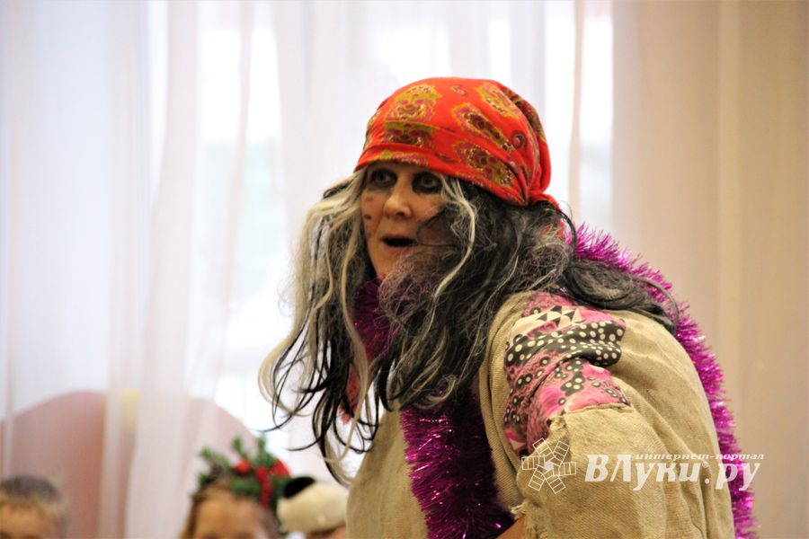 Волшебный новогодний утренник прошёл в детском саду №16 (ФОТО)