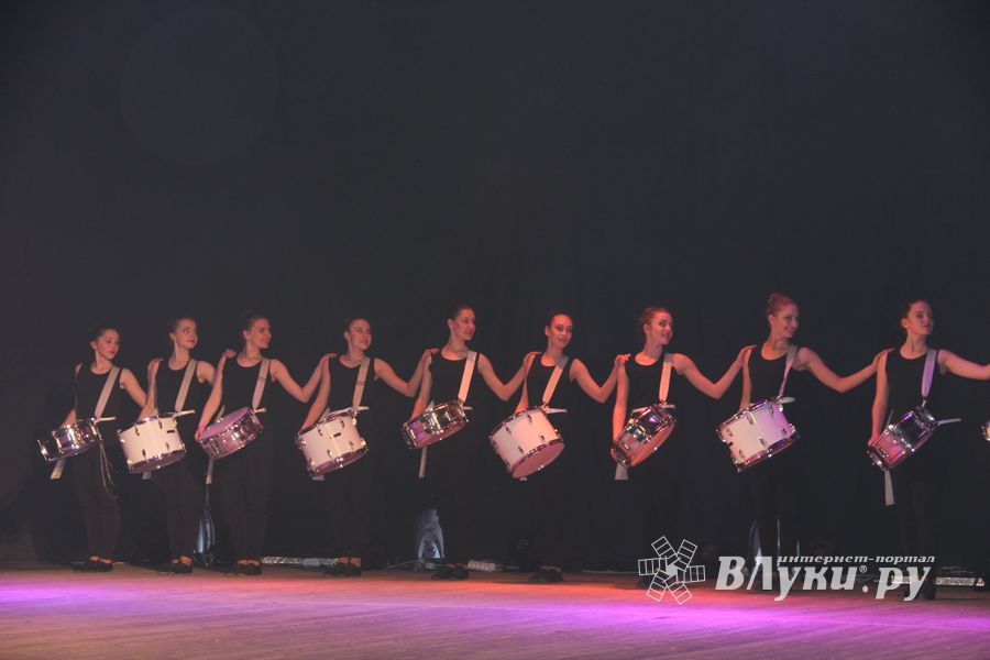 18 мая состоялся юбилейный концерт коллектива мажореток «Золотые погоны» (ФОТО)