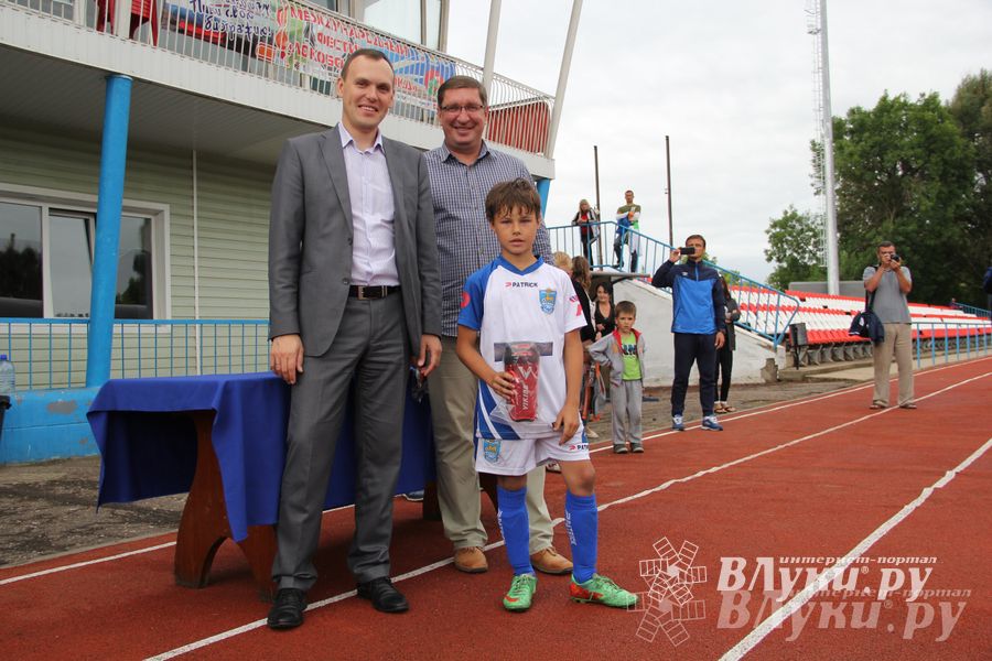 В Великих Луках состоялся Всероссийский турнир «Загрузи себя футболом» (фото)