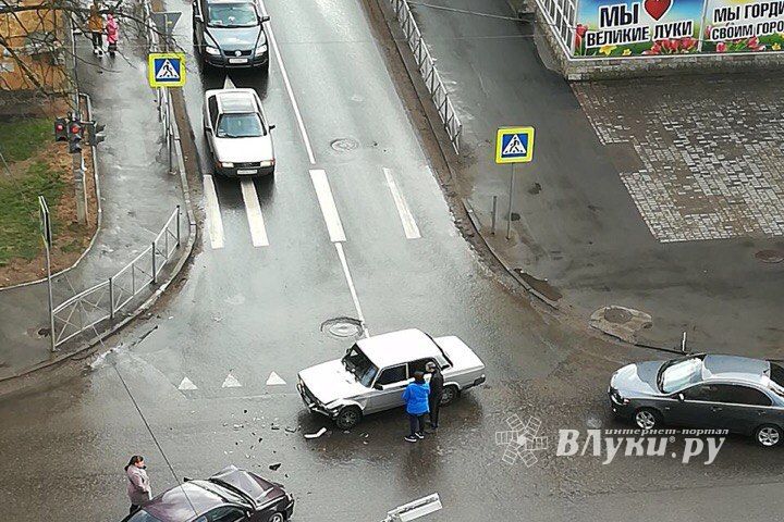 ДТП на Некрасова (ФОТО)