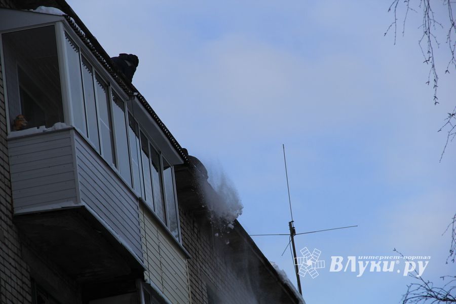 Смелые люди на крах Великих Лук