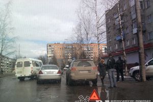 ДТП на улице Дьяконова (фото)