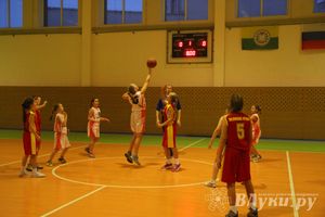 Великолукские баскетболисты стали победителями междугородних соревнований по баскетболу