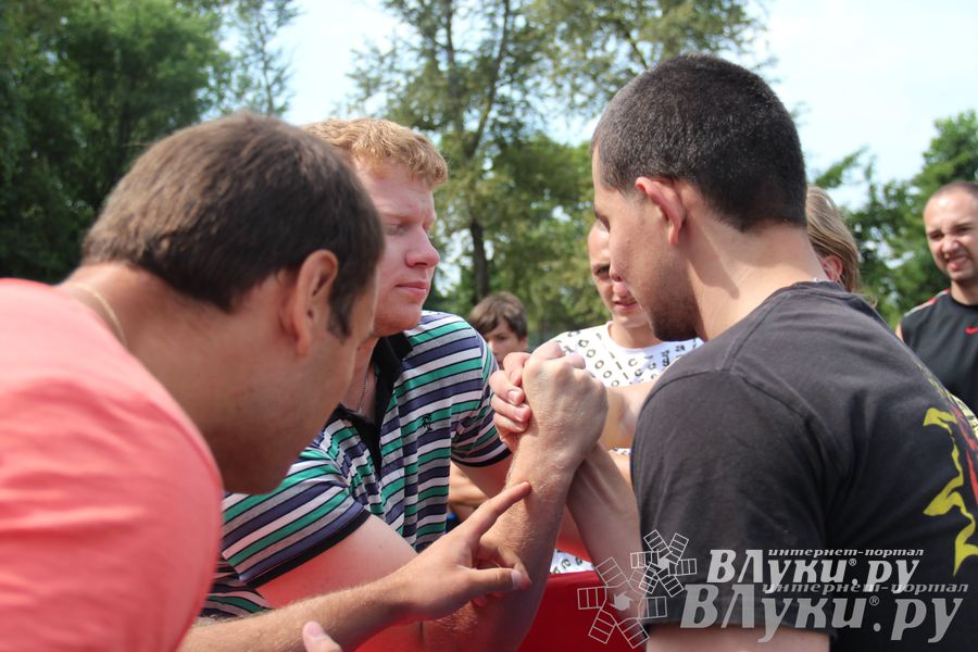 «Великие Луки — град спортивный»