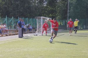 В Пскове состоялся товарищеский матч по футболу (фото)