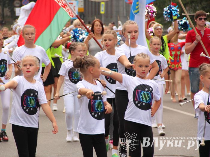 Лучшие мажоретки и барабанщицы награждены (ФОТО)