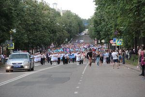 Великолукской «Бригантине» пришлось поплавать под дождём (ФОТО)
