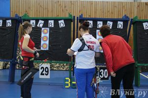 Великолучанка Александра Савенкова стала обладательницей золота на всероссийских соревнованиях по стрельбе из лука (фото)