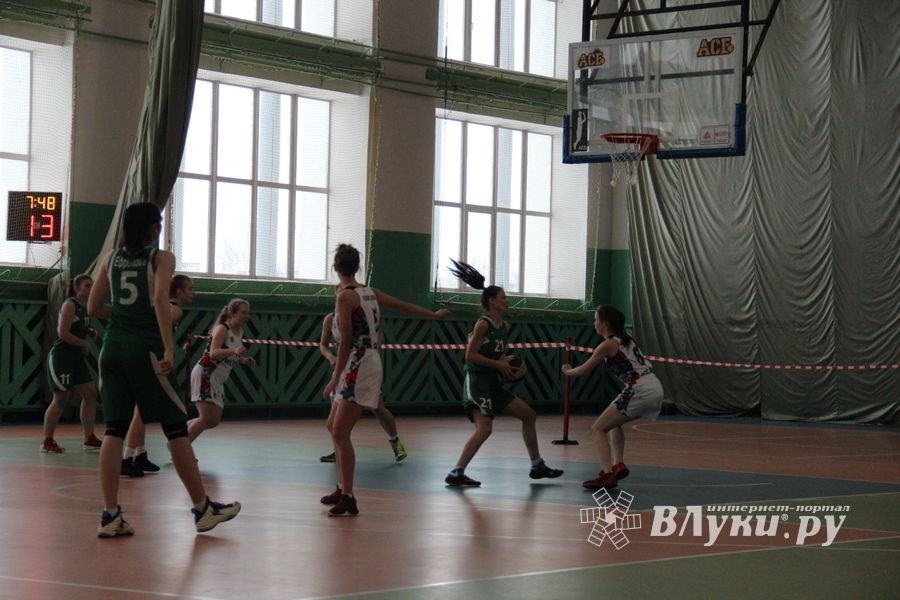 В Великих Луках прошли игры АСБ высшего дивизиона «Северо-Запад» среди женских команд (ФОТО)