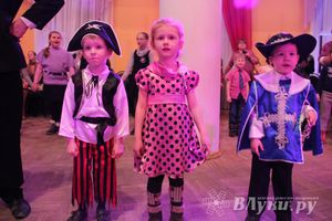 ​В городском ДК им. Ленина состоялась премьера музыкальной сказки «Буратино»