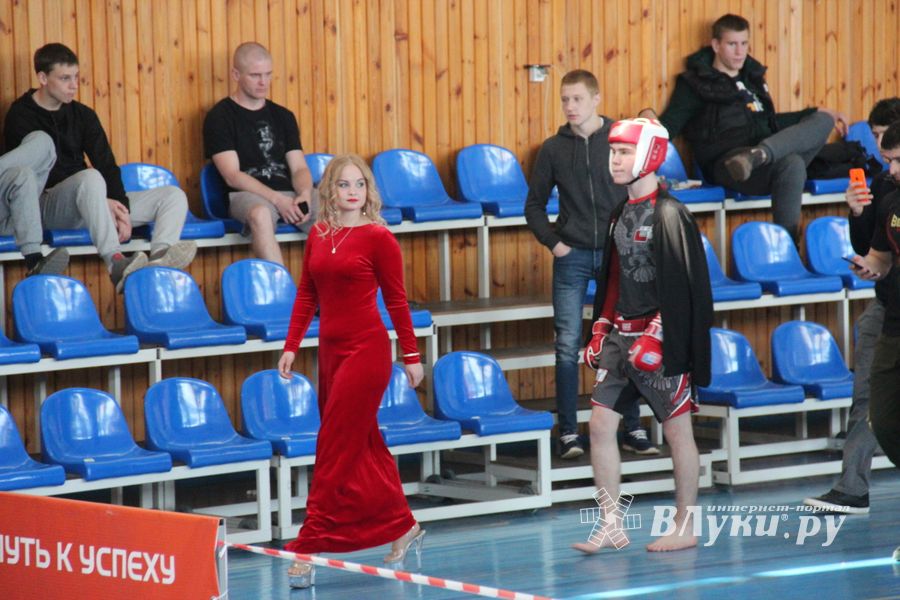 В Великих Луках завершилось Первенство России среди юношей по смешанному боевому единоборству ММА (ФОТО)