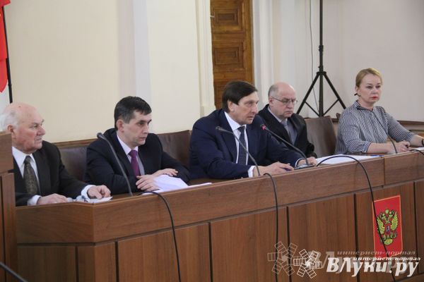 Великие Луки готовятся отпраздновать 70-летие Победы (фото)