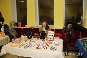 Выставка-ярмарка «Волшебный сундучок» прошла в ДК ЛК