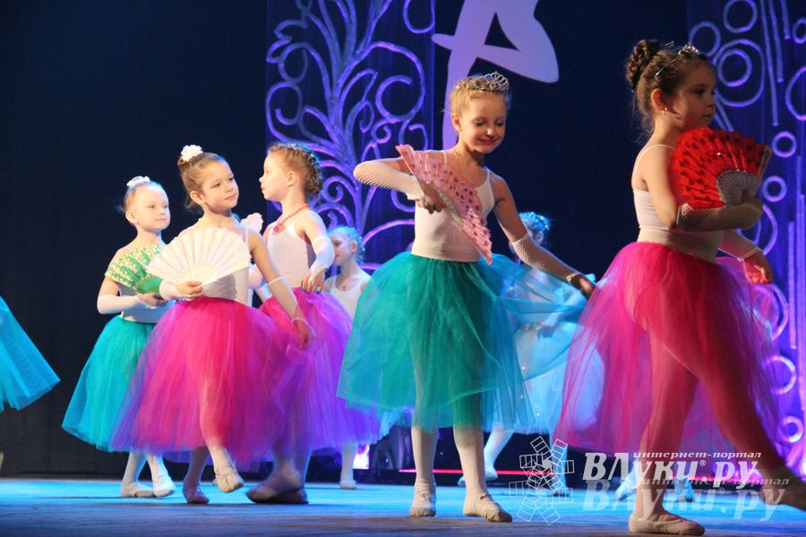 В доме культуры имени Ленина прошел концерт, посвященный Международному дню танца (фото)