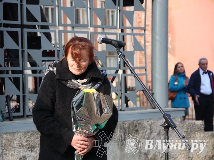 В Великих Луках прошло открытие мемориальной доски памяти Е.А. Клевцова