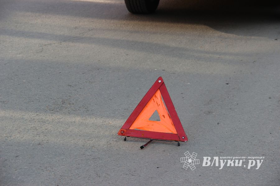 ДТП на перекрёстке Октябрьский-Энгельса (ФОТО)