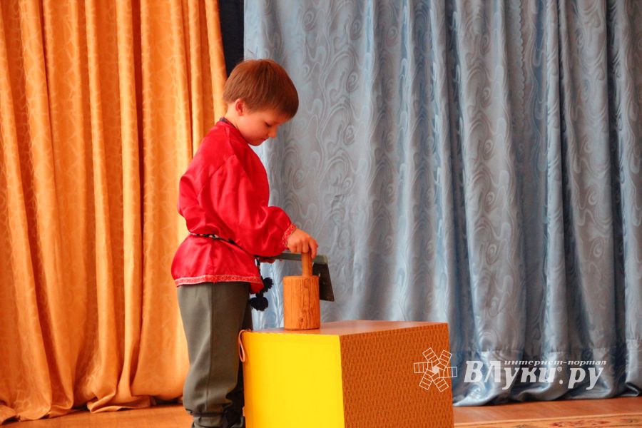 В Великих Луках наградили победителей фестиваля «Великолукская веснянка» (фото)