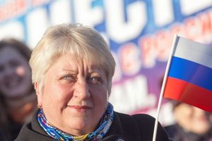 Пять тысяч жителей Пскова приняли участие в митинге по случаю воссоединения России и Крыма (фото)