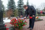 Венок от Президента России Владимира Путина возложили к памятнику 6-ой роте (фото)