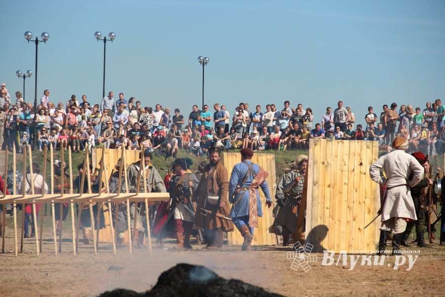 Великолукская Крепость соединила прошлое и настоящее (ФОТО)