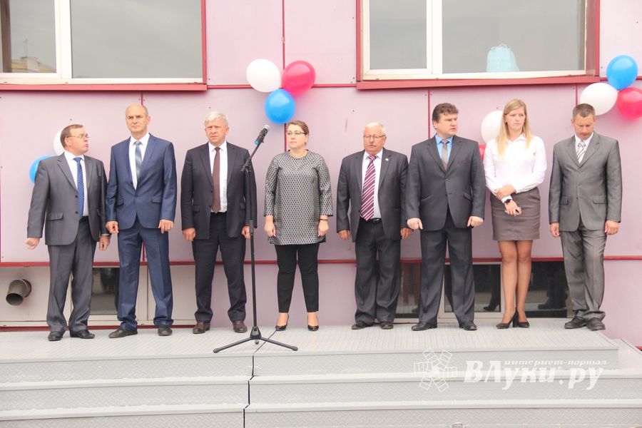 ВГСХА встретила первокурсников пирогами (ФОТО)