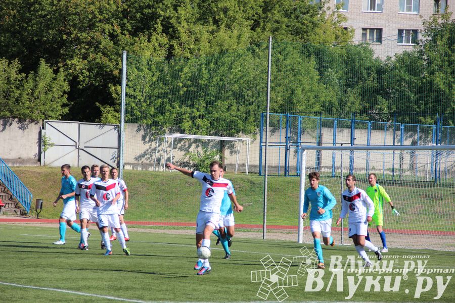 В Великих Луках состоялся матч «Луки-Энергия» — «Звезда» (Санкт-Петербург)