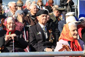 Великие Луки отмечают День Победы