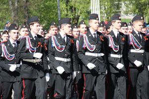 В Великих Луках прошел Парад Победы (ФОТО)