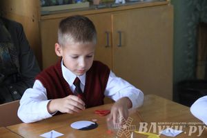 Великолукских лицеистов посвятили в «Маленькие мастера»