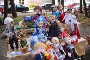 «Куклоград» и «Город мастеров» на праздновании Дня города Великие Луки (ФОТО)