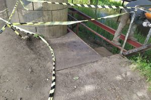 Мостик возле Лазавицкого переезда ремонтируют (ФОТО)