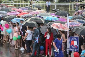 Великолукской «Бригантине» пришлось поплавать под дождём (ФОТО)
