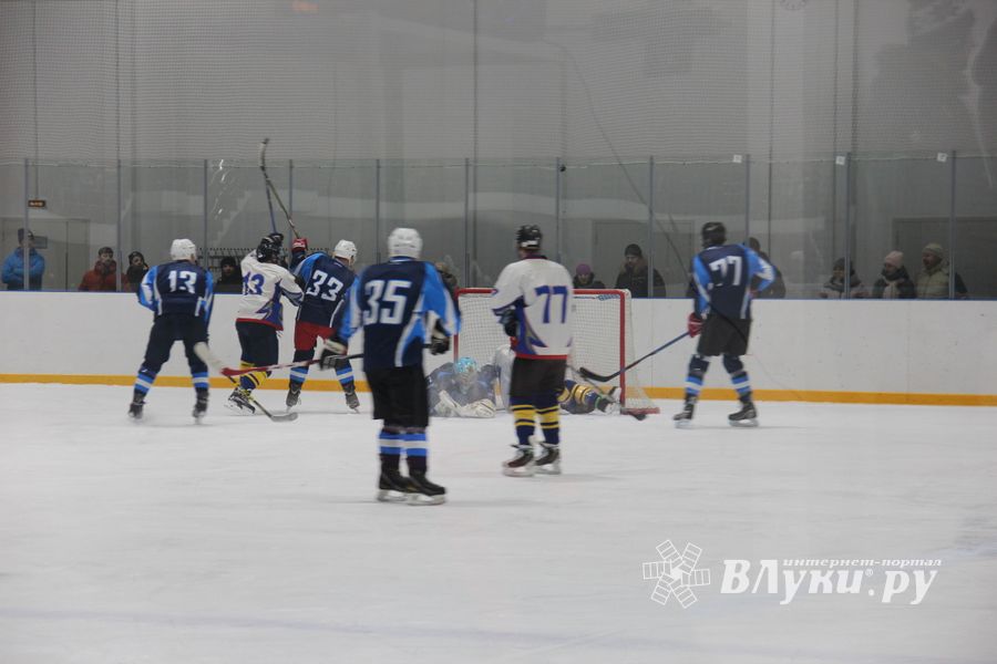 К «ЛукиСпорт» уступил с разницей в одну шайбу (ФОТО)