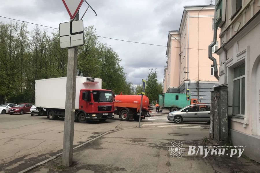 Водителей предупреждат о пробке из-за дорожных работ (ФОТО)