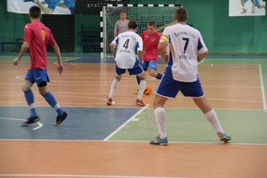 В Великих Луках продолжается Первенство города по мини-футболу (фото)