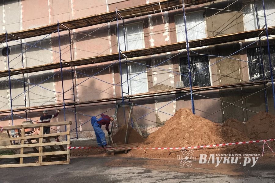 Оренбургские строители готовят юным музыкантам Великих Лук подарок к Новому году (ФОТО)