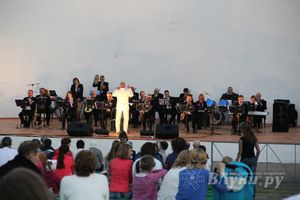 В Великих Луках отметили День России