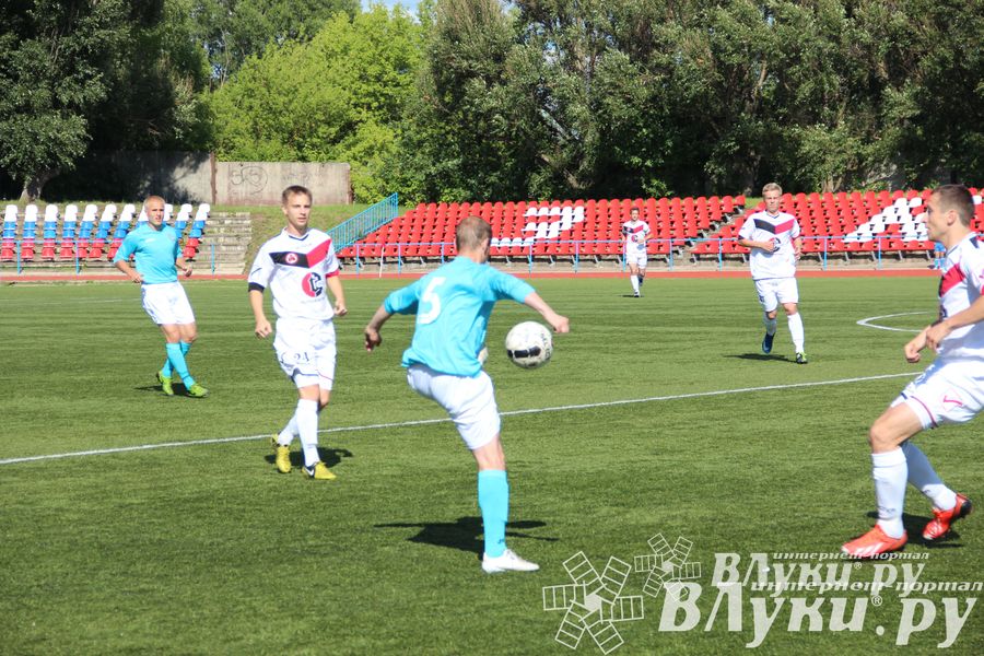 В Великих Луках состоялся матч «Луки-Энергия» — «Звезда» (Санкт-Петербург)